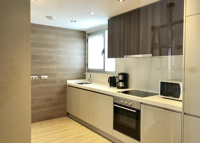Stylish Perfect Location Apartment